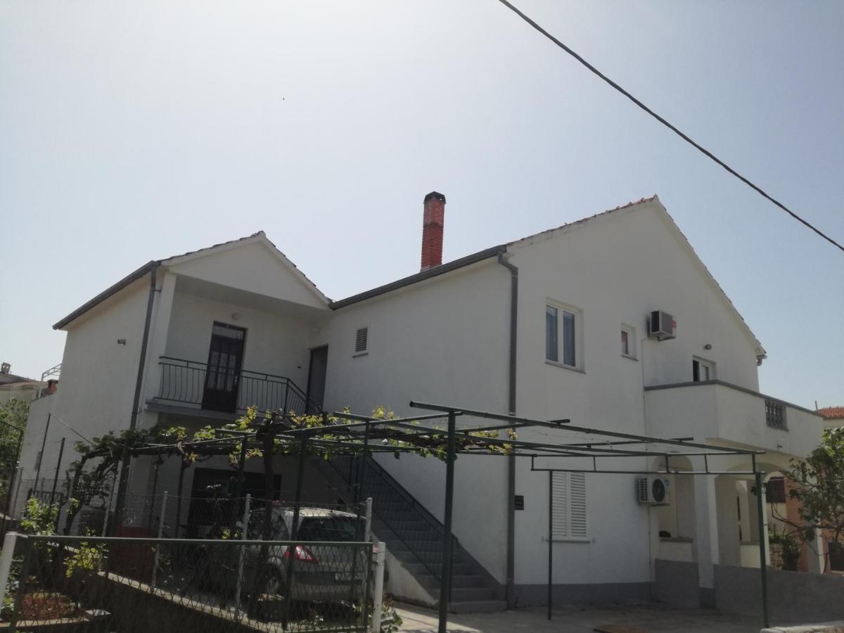 Apartmani Lukacic Biograd Na Moru Zewnętrze zdjęcie